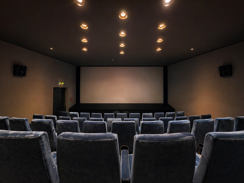 Saal2 Leinwand